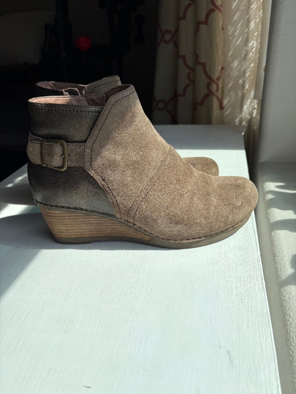 Dansko Women's Shirley Wedge Ankle Bootie Taupe Suede Size 42